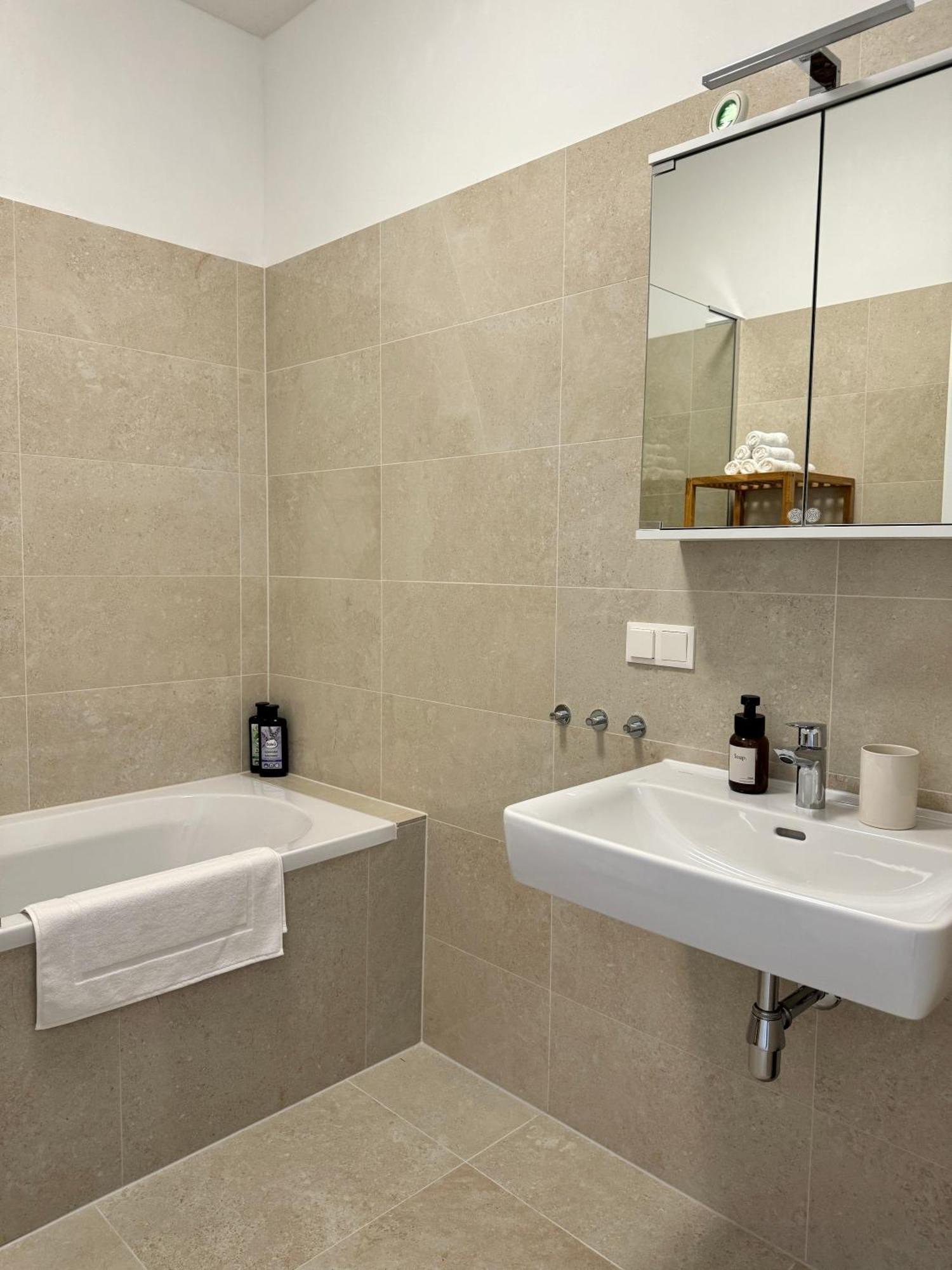 City Apartment Nahe Schoenbrunn 13 维也纳 外观 照片
